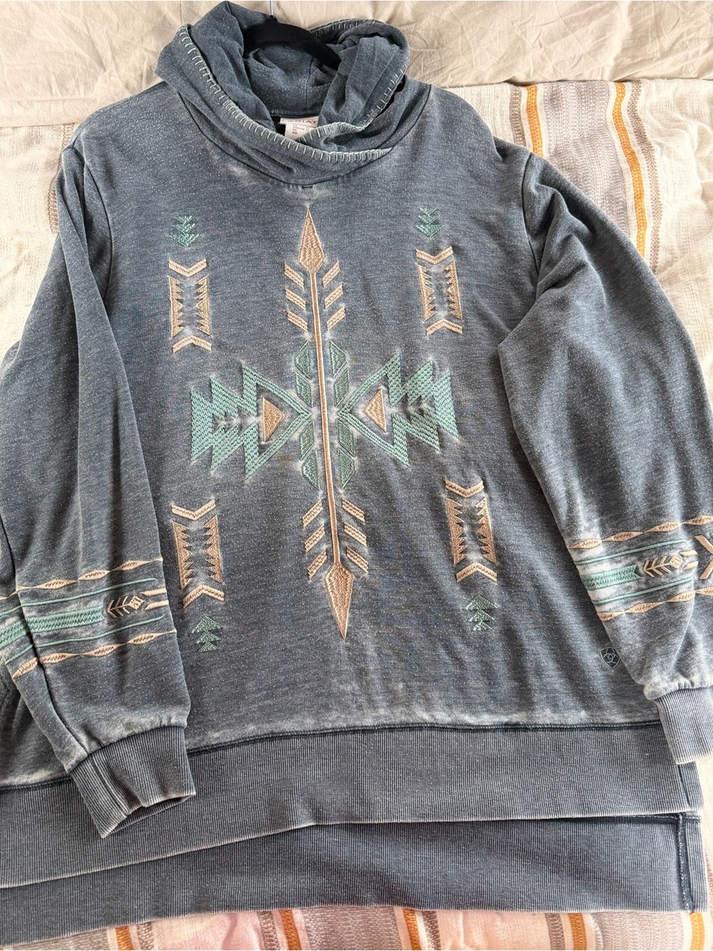 Ariat Embroidered Aloe Vera Hoodie Women’s XL